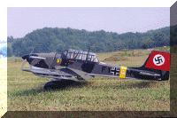 stuka.gif (94630 bytes)